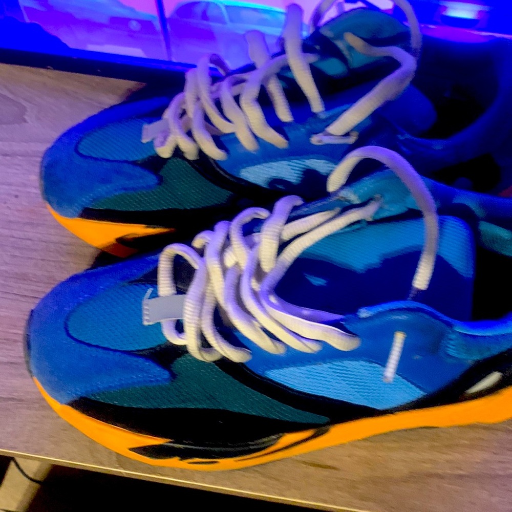 Yeezy 700